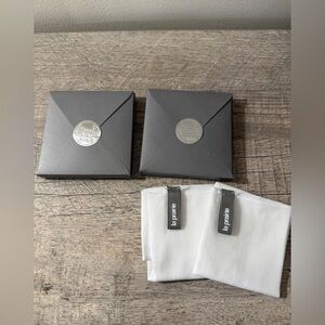 La Prairie skin care cotton cleansing cloth. New!